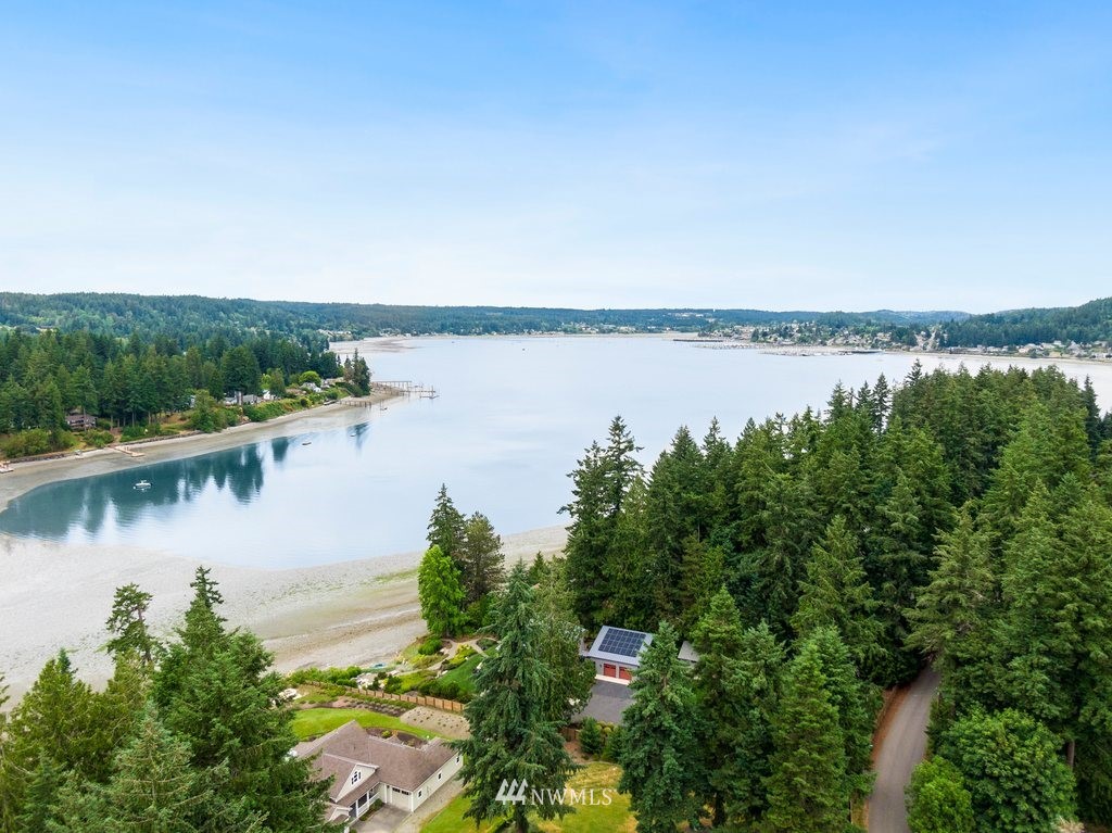 15811 Virginia Point Road Northeast Poulsbo, WA 98370 - Photo 28 of 31 Gallery Image 28