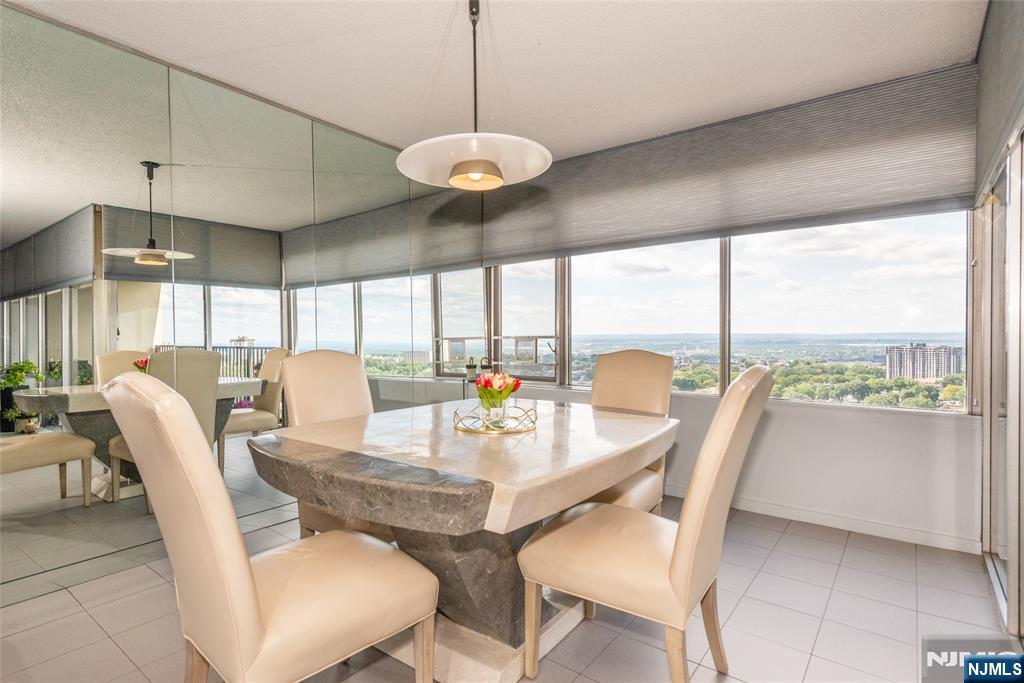 6 Horizon Road, Unit 2702 Fort Lee, NJ 07024 - Photo 5 of 19 Gallery Image 5