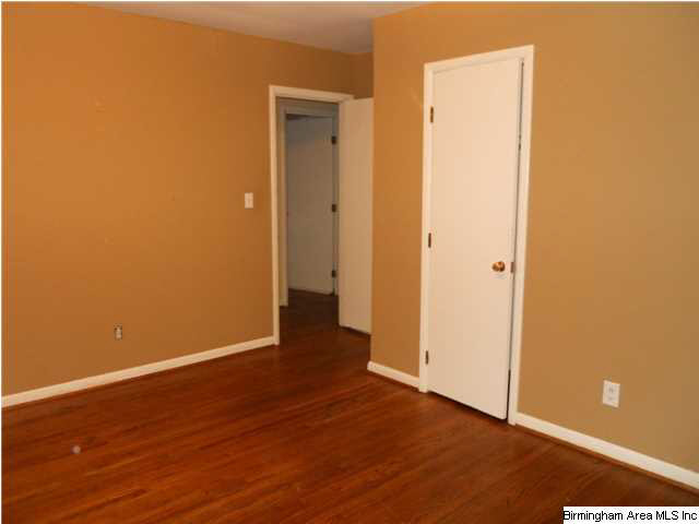 1040 Hagwood Road Birmingham, AL 35235 - Photo 12 of 16 Gallery Image 12