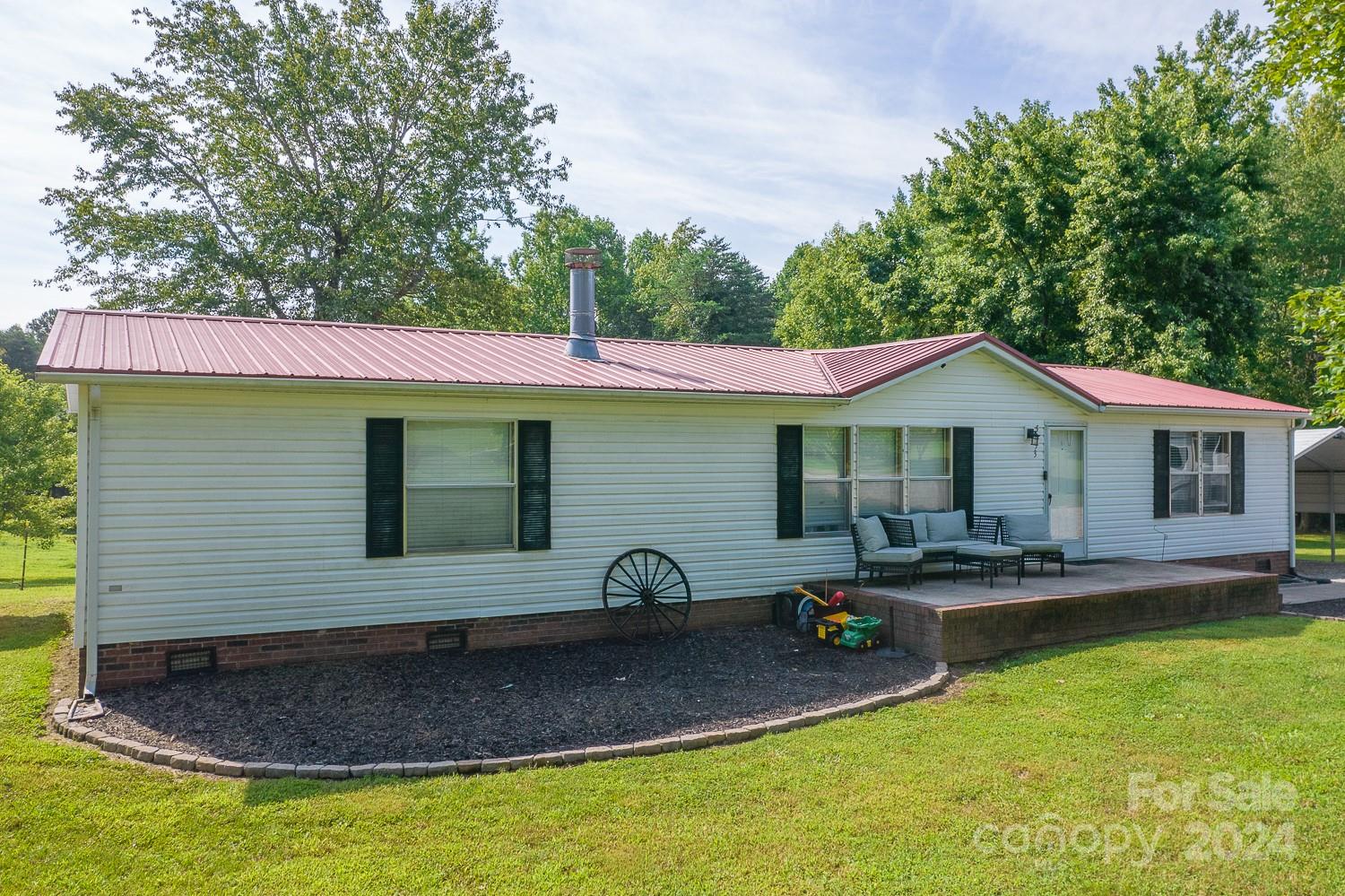 5853 Harwell Road Catawba, NC 28609 - Photo 3 of 41 Gallery Image 3