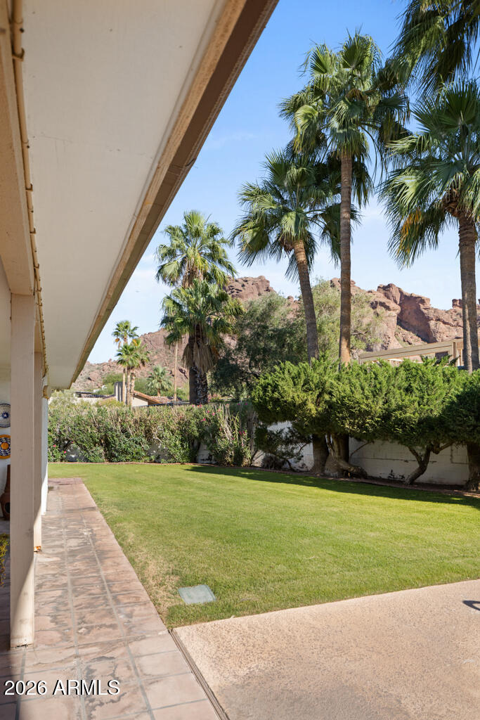 4721 East Rancho Drive Phoenix, AZ 85018 - Photo 23 of 38