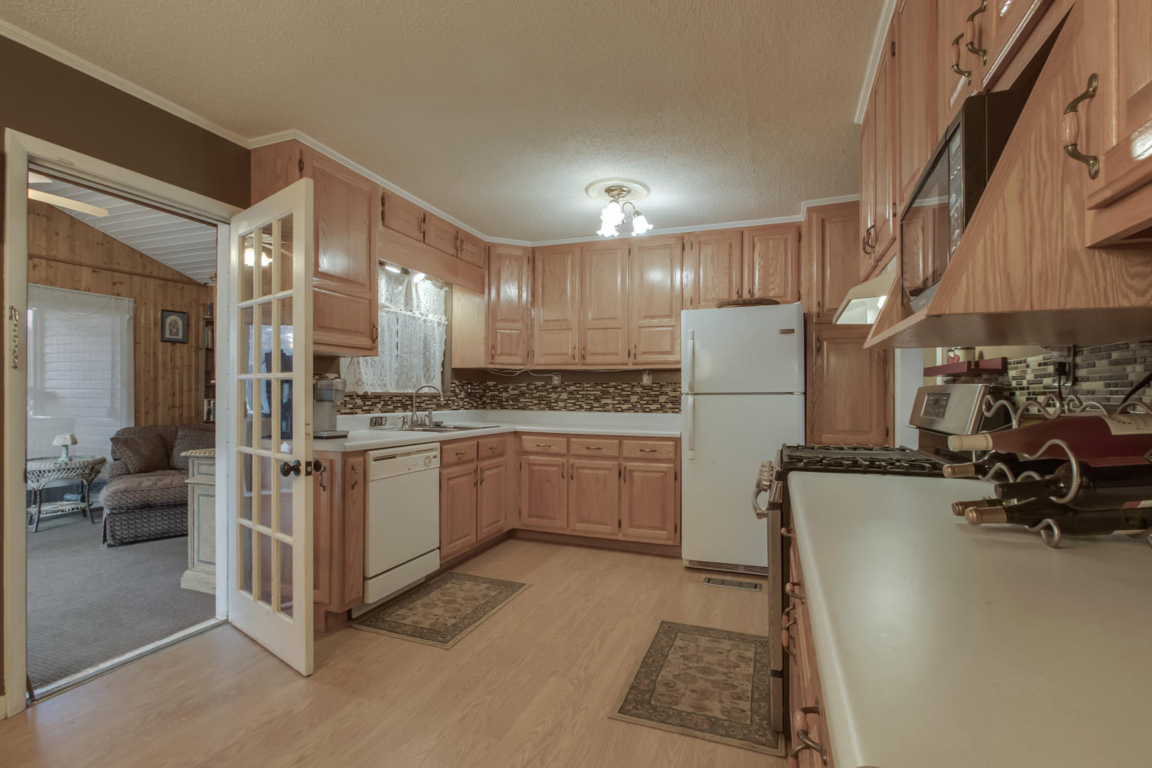 504 Meadowview Lane Decatur, TN 37322 - Photo 11 of 35 11_MeadowviewLane_504_Kitchen01