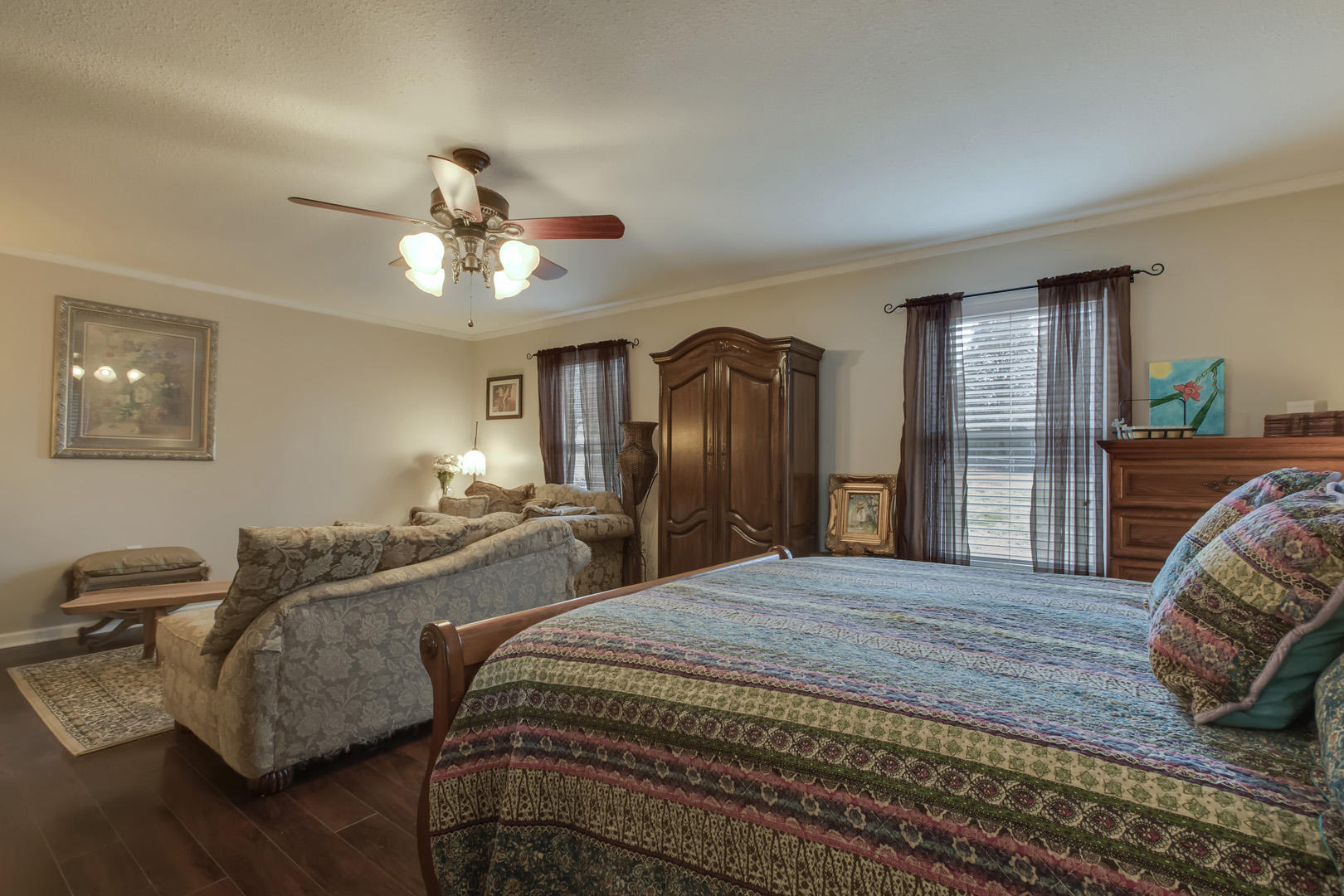 504 Meadowview Lane Decatur, TN 37322 - Photo 22 of 35 22_MeadowviewLane_504_MasterBedroom02