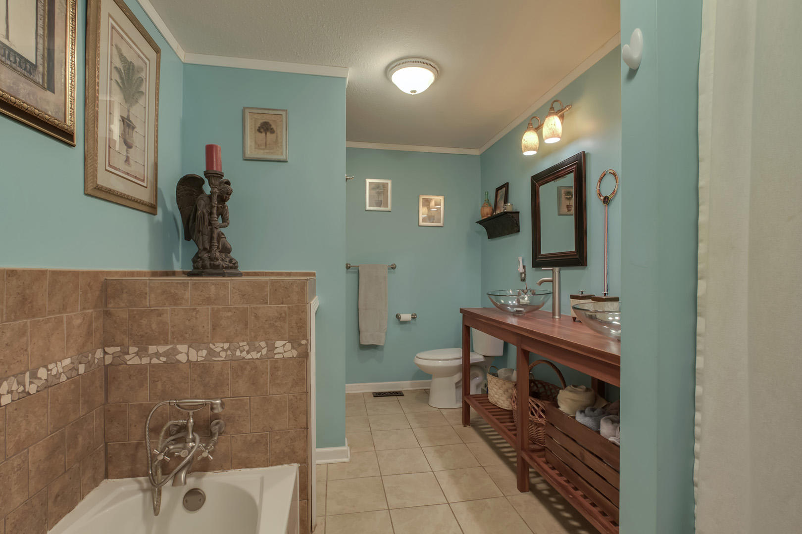 504 Meadowview Lane Decatur, TN 37322 - Photo 25 of 35 25_MeadowviewLane_504_MasterBath