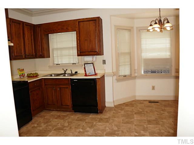 8444 Wycombe Lane Raleigh, NC 27615 - Photo 10 of 25 Roomy breakfast room with updated lighting!
