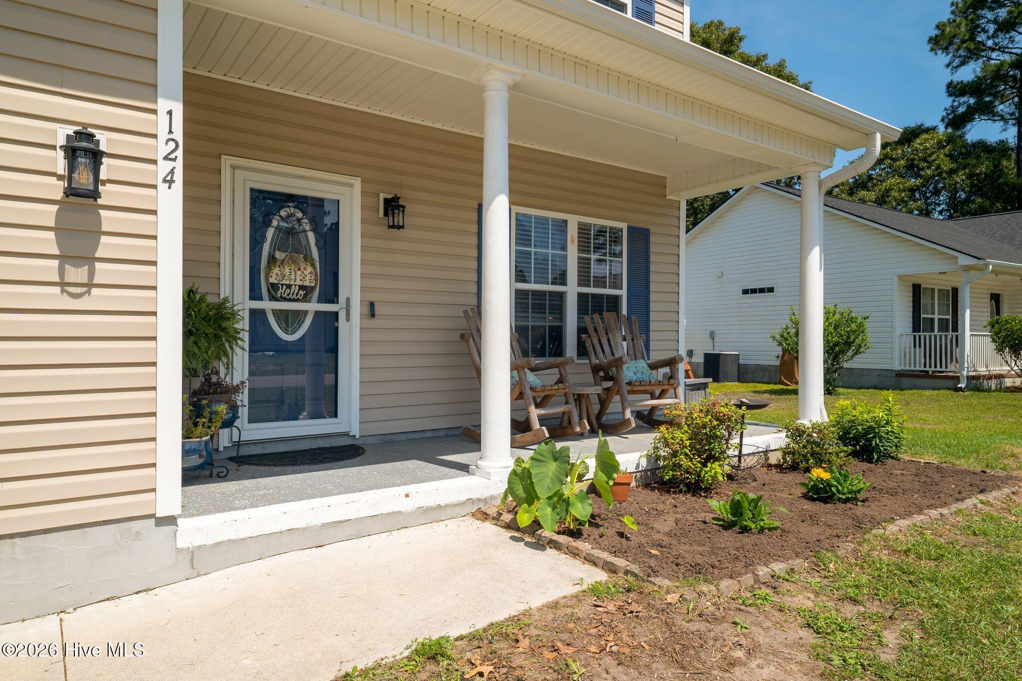 124 Saint Road Richlands, NC 28574 - Photo 4 of 55 124 Saint-44