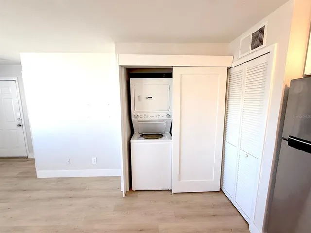 $1,300 | 4724 Walden Circle, Unit 1532, Orlando, FL 32811