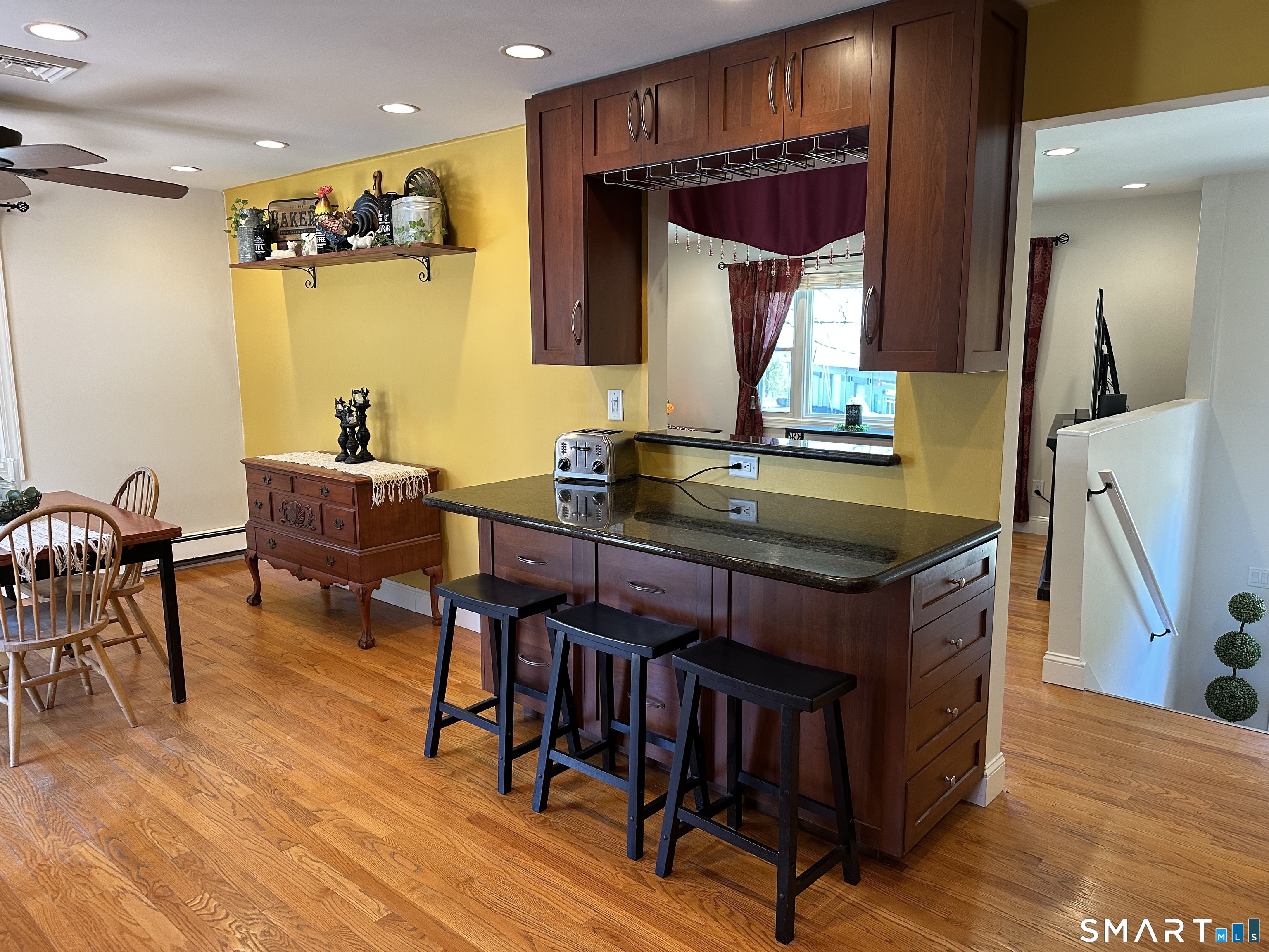 53 Scott Road Prospect, CT 06712 - Photo 5 of 39