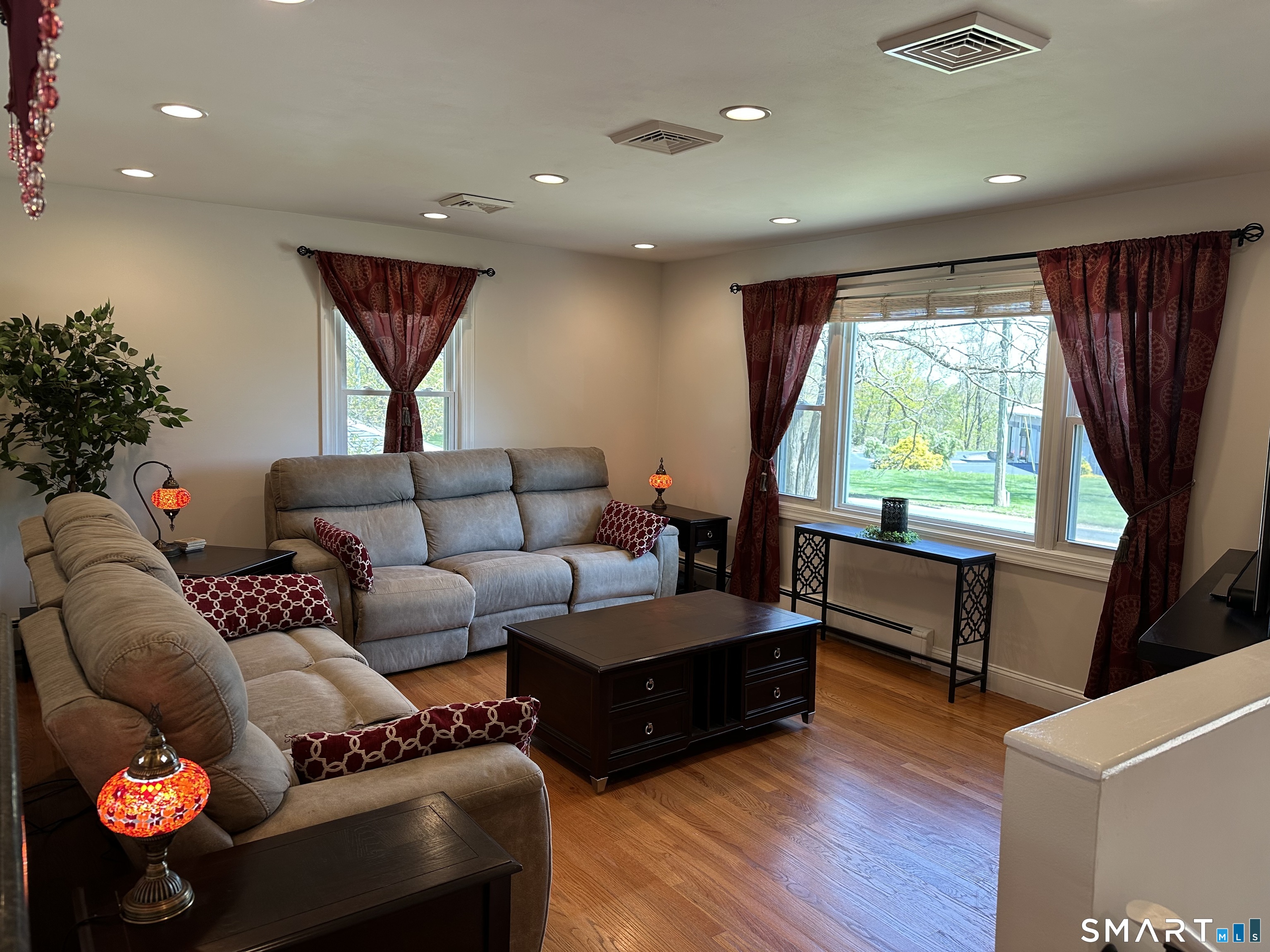 53 Scott Road Prospect, CT 06712 - Photo 10 of 39
