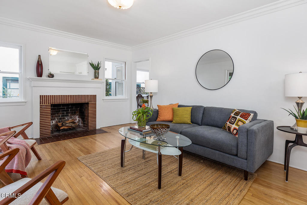 332 Stanton Street Pasadena, CA 91103 - Photo 6 of 32 332 Stanton St 012-mls