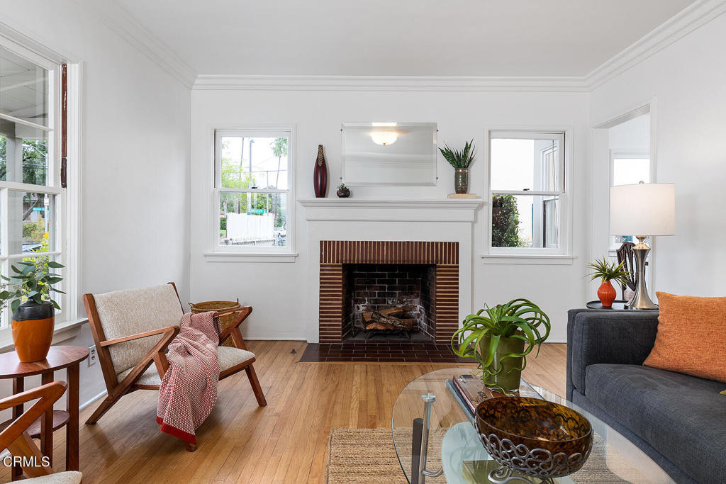 332 Stanton Street Pasadena, CA 91103 - Photo 7 of 32 332 Stanton St 013-mls