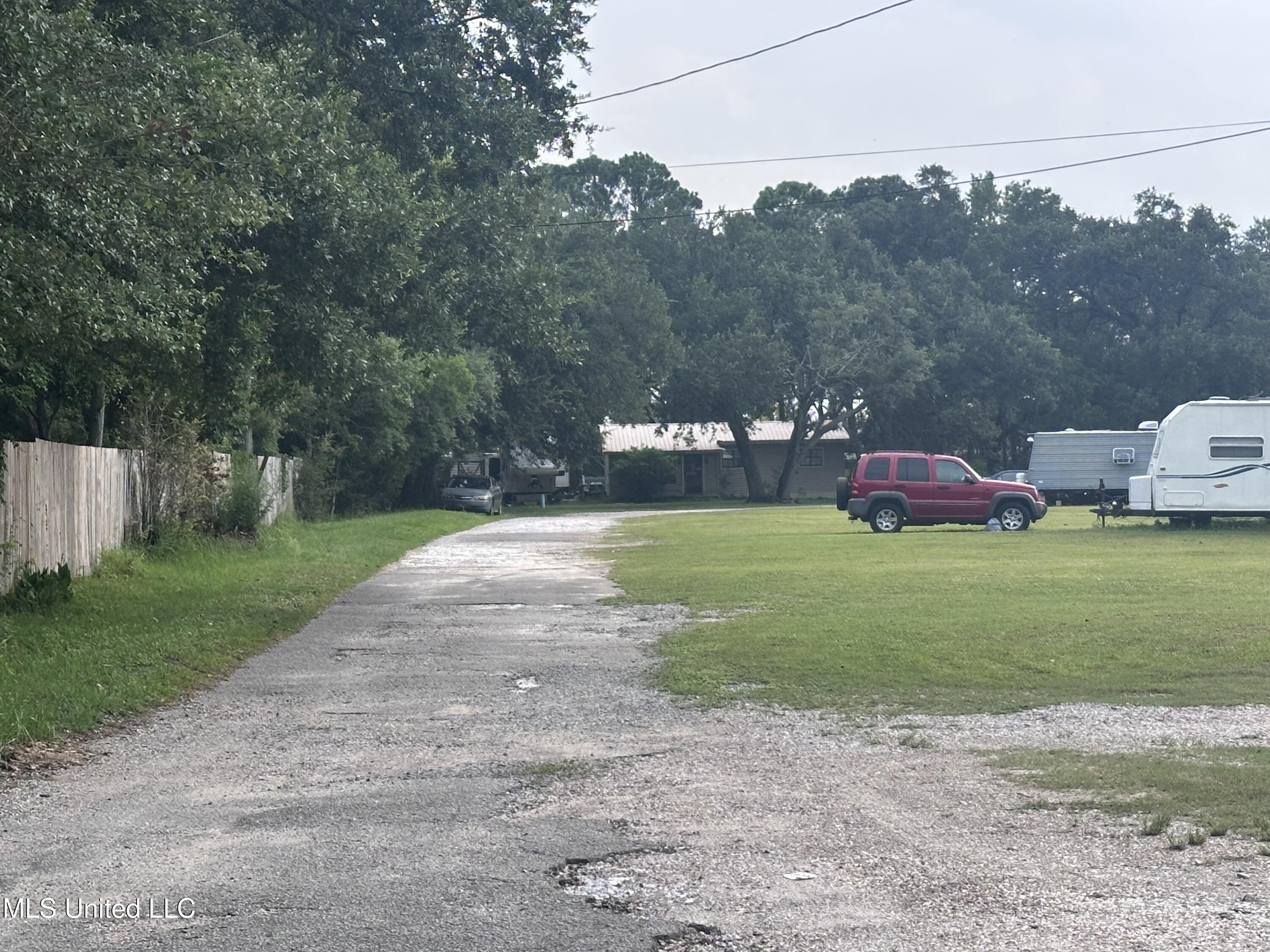 4803 Orchard Road Pascagoula, MS 39581 - Photo 13 of 15 IMG_5178