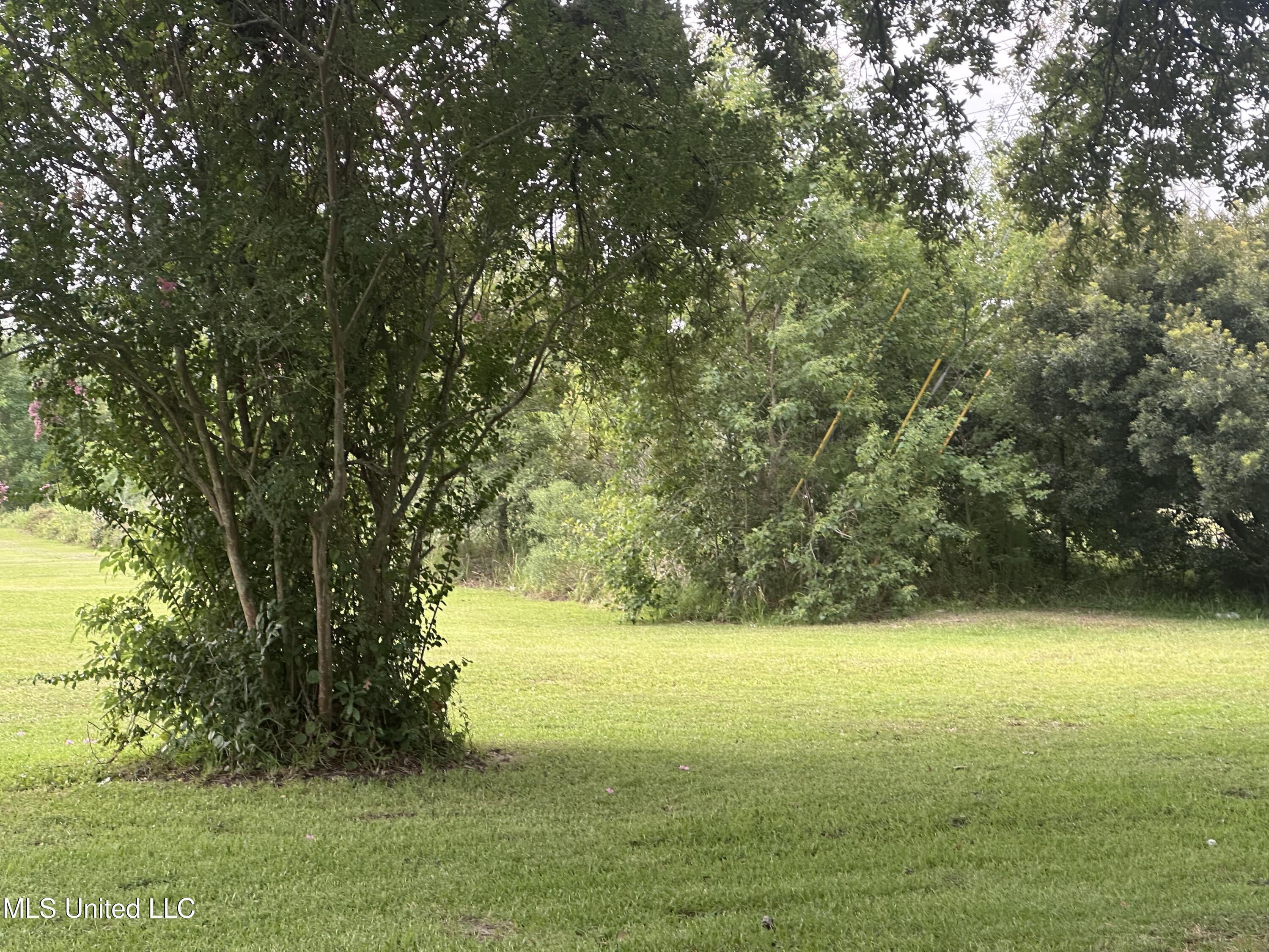 4803 Orchard Road Pascagoula, MS 39581 - Photo 3 of 15 IMG_5175