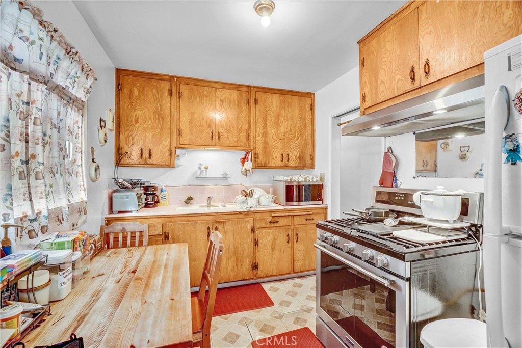 21109 South Santa Fe Avenue Carson, CA 90810 - Photo 18 of 28