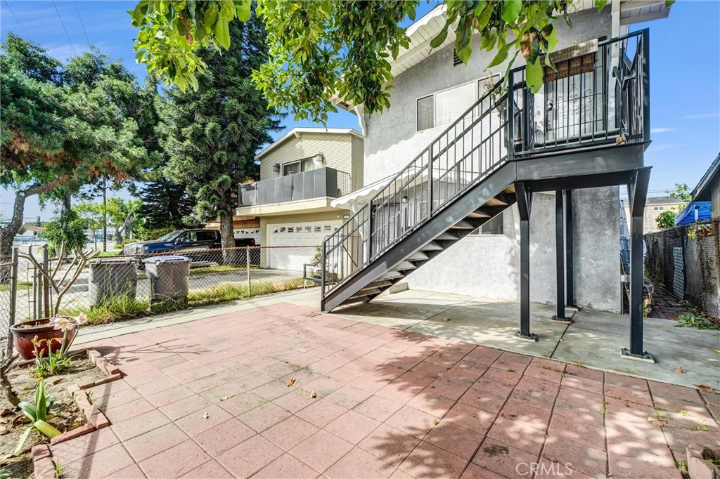 21109 South Santa Fe Avenue Carson, CA 90810 - Photo 2 of 28