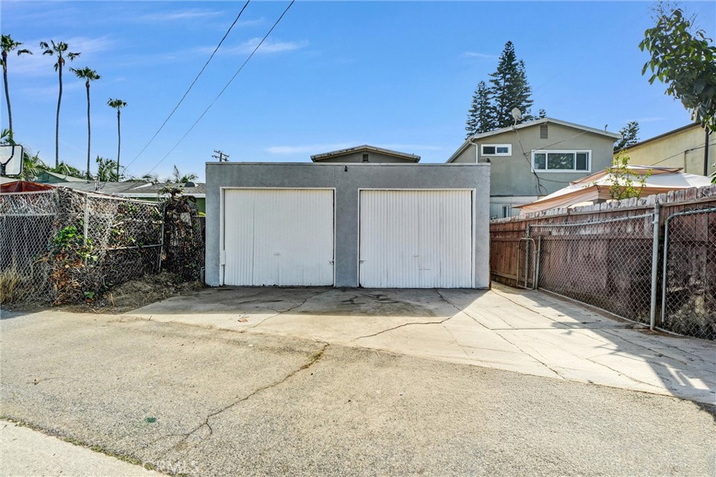 21109 South Santa Fe Avenue Carson, CA 90810 - Photo 28 of 28