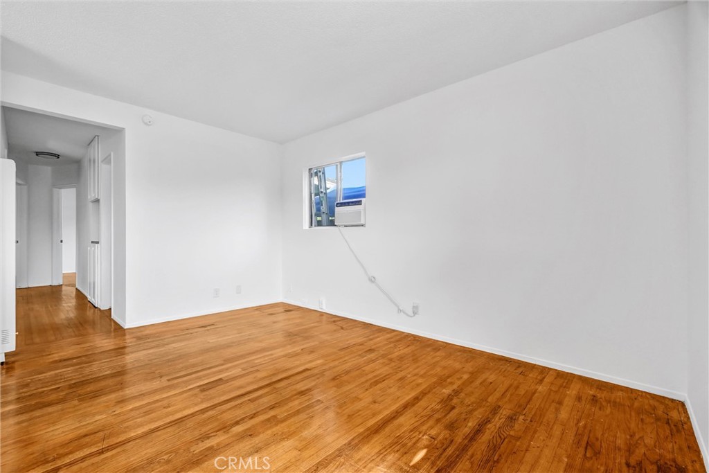 21109 South Santa Fe Avenue Carson, CA 90810 - Photo 4 of 28