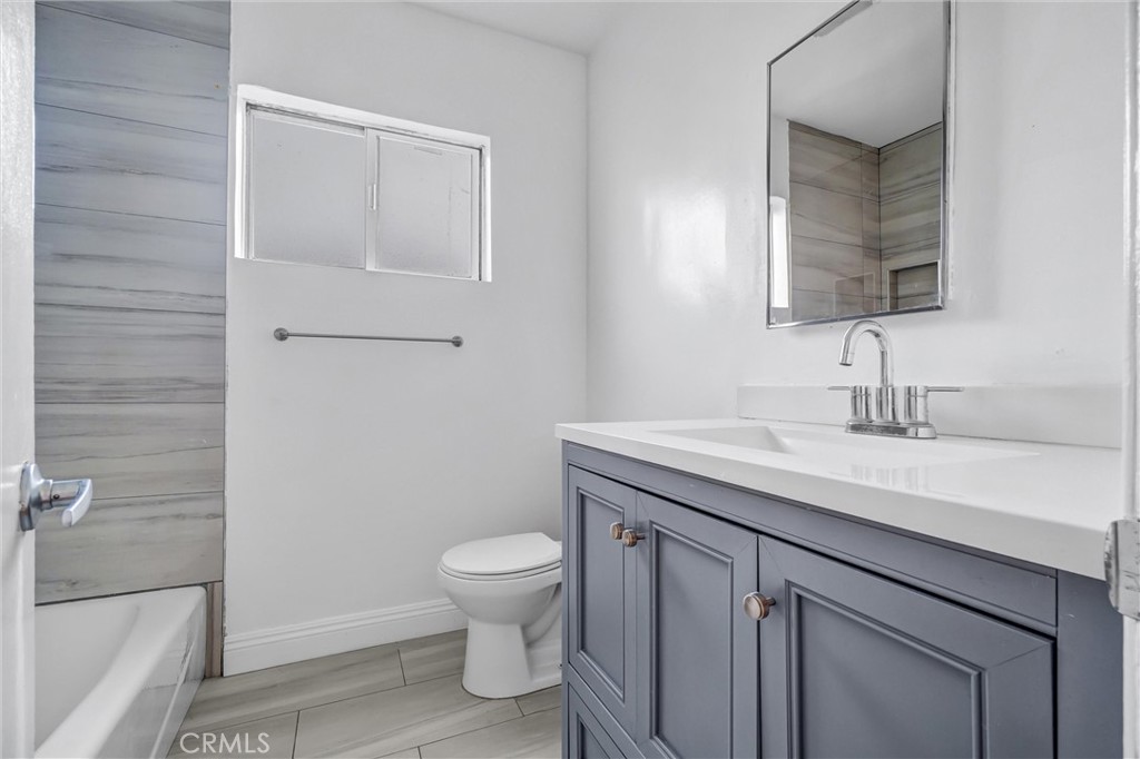 21109 South Santa Fe Avenue Carson, CA 90810 - Photo 10 of 28