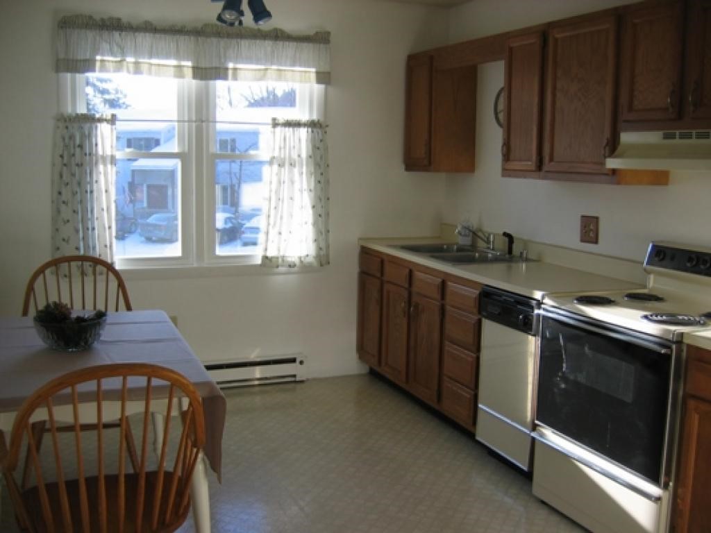 28 Moretown Common Road, Unit 28 Moretown, VT 05660 - Photo 2 of 7
