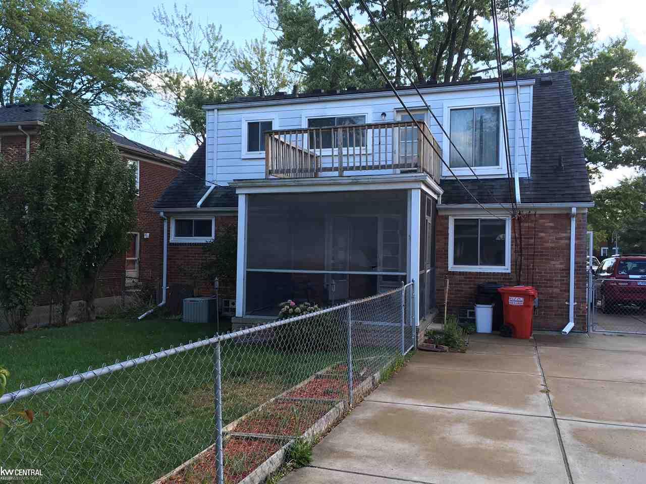 2002 Vernier Road Grosse Pointe Woods, MI 48236 - Photo 16 of 16