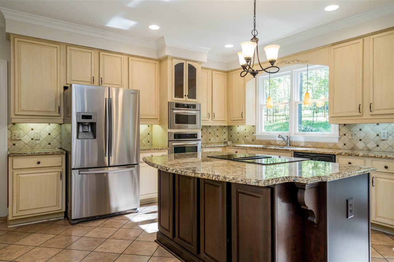 10712 Brass Kettle Road Raleigh, NC 27614 - Photo 5 of 29 Kitchen
