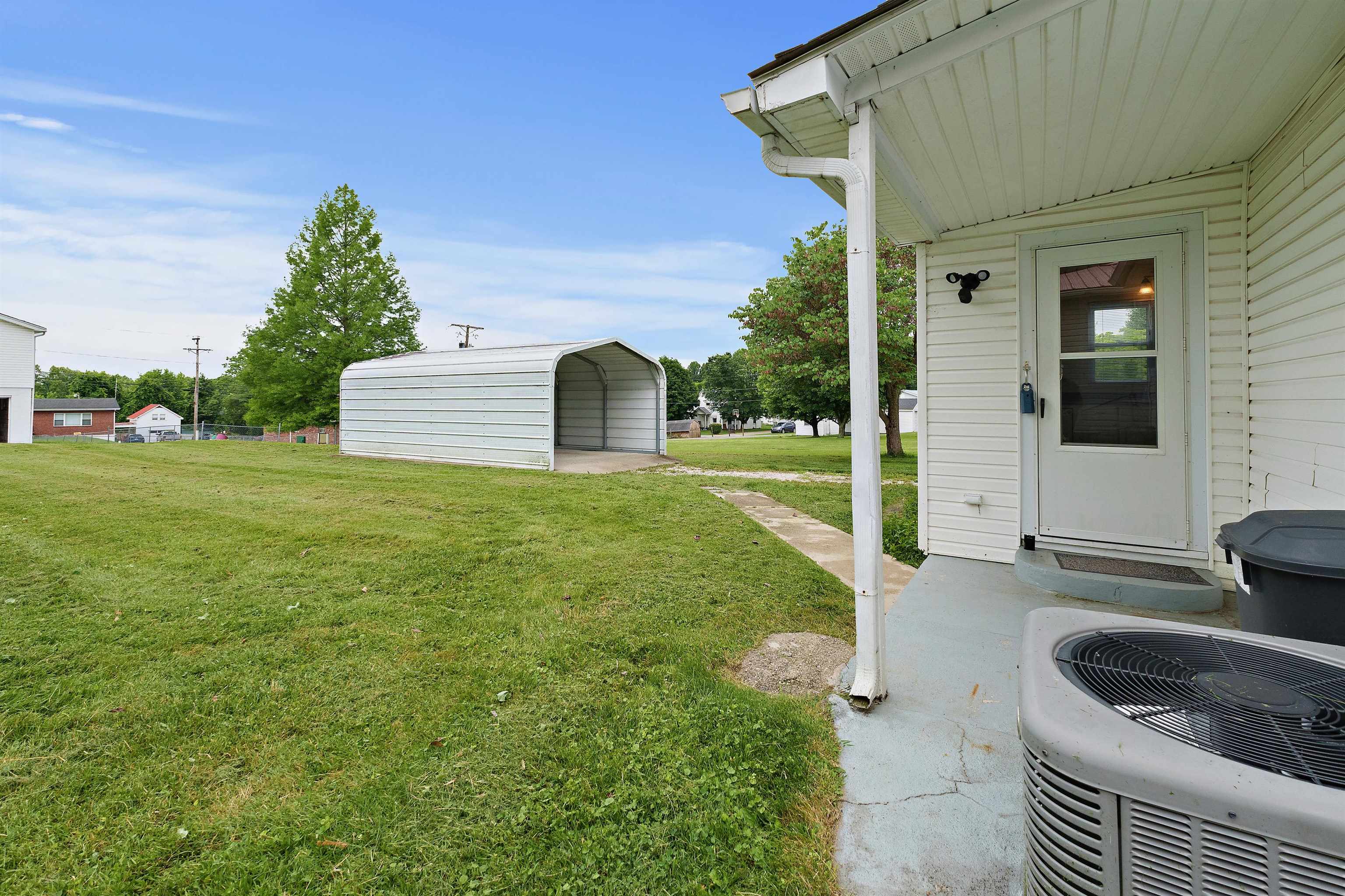 1304 Bluegrass Street Flatwoods, KY 41139 - Photo 18 of 20