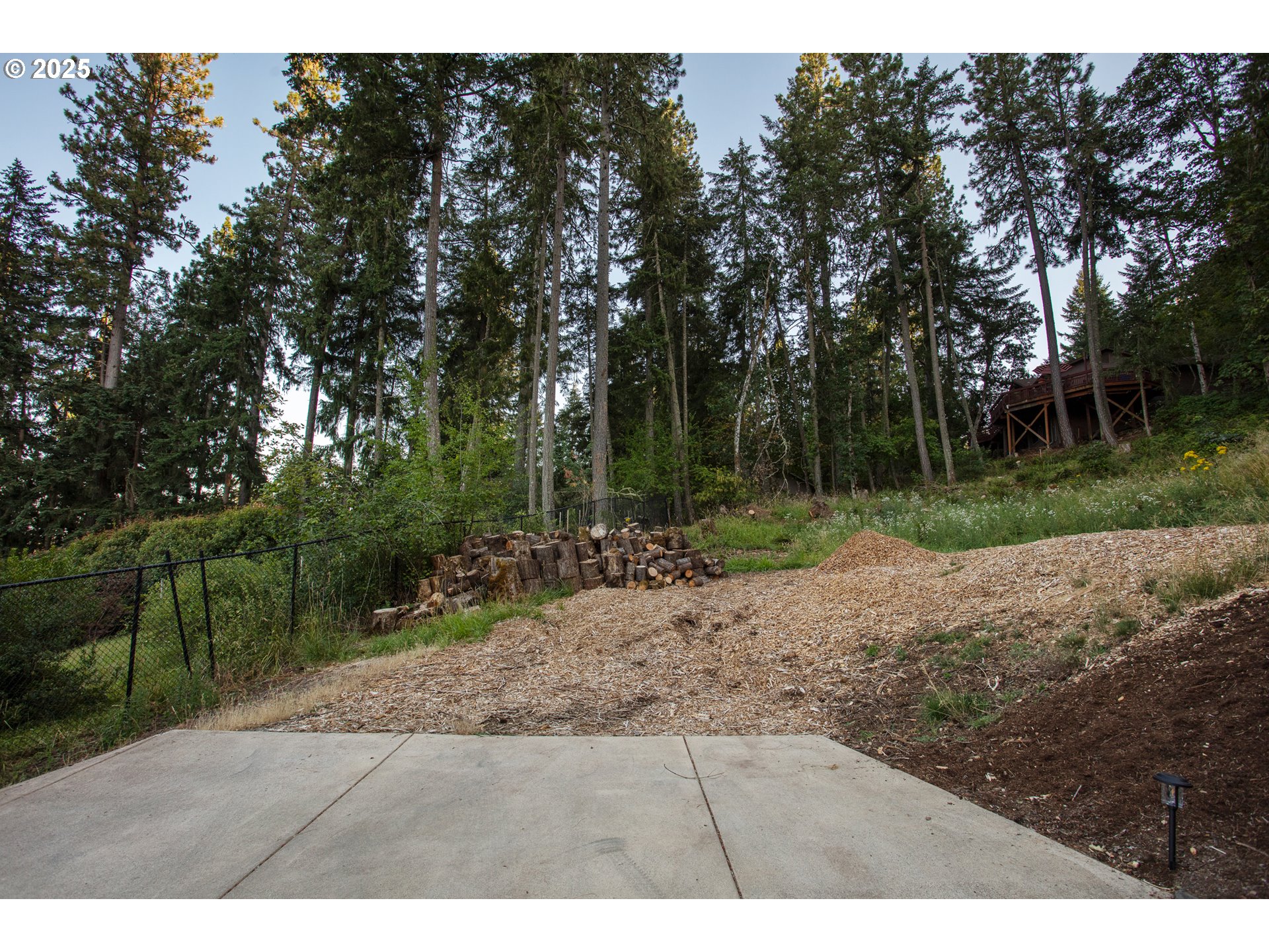 Pine View Eugene, OR 97405 - Photo 8 of 18 a view of a out door space area