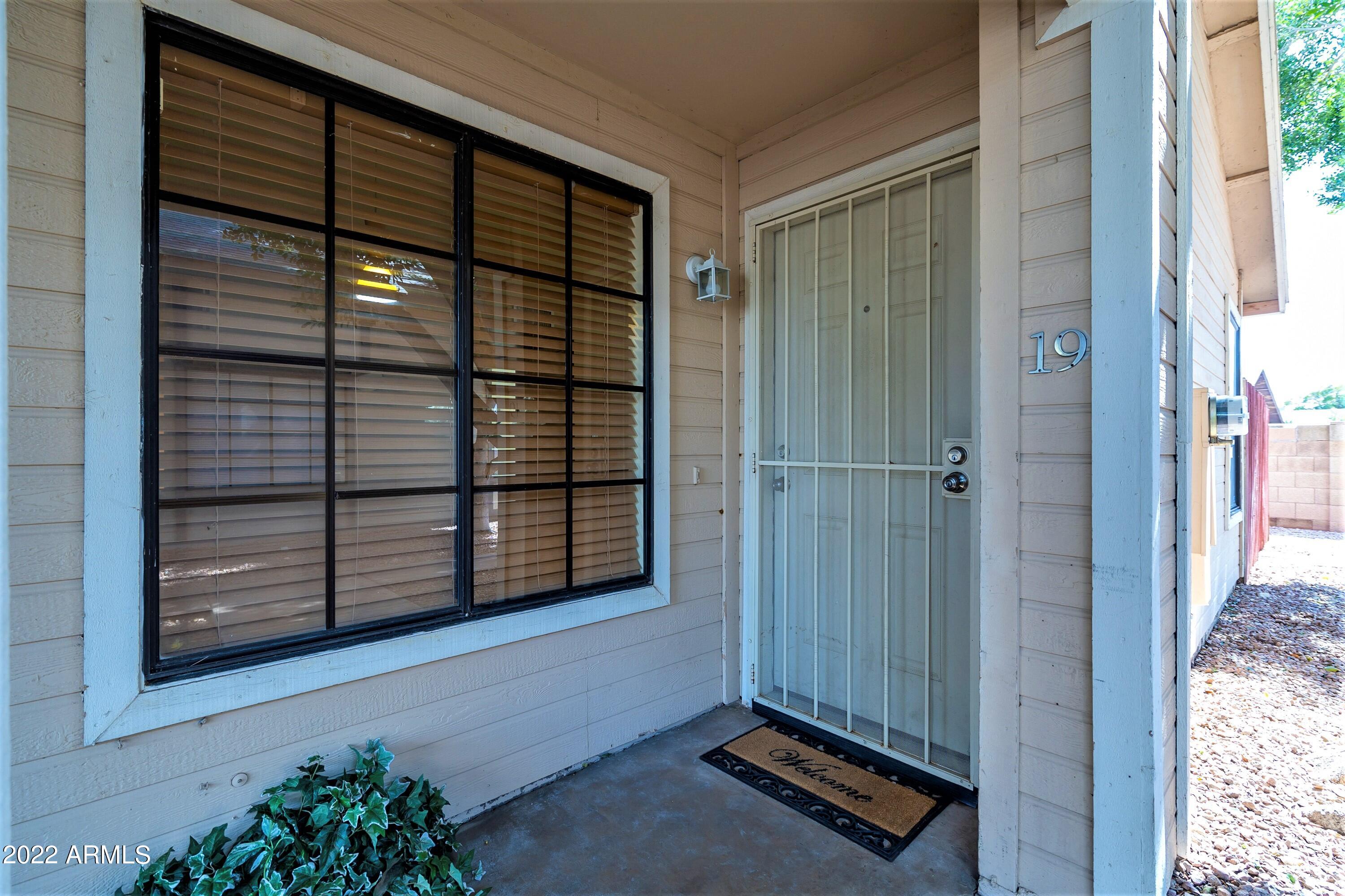 2455 East Broadway Road, Unit 19 Mesa, AZ 85204 - Photo 2 of 26 Entryway