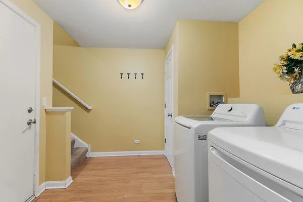 $2,390 | 253 Evergreen Circle, Gilberts, IL 60136