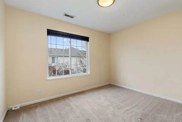 $2,390 | 253 Evergreen Circle, Gilberts, IL 60136