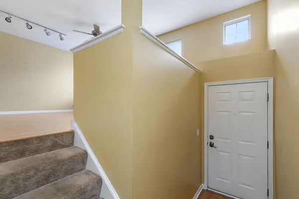 $2,390 | 253 Evergreen Circle, Gilberts, IL 60136