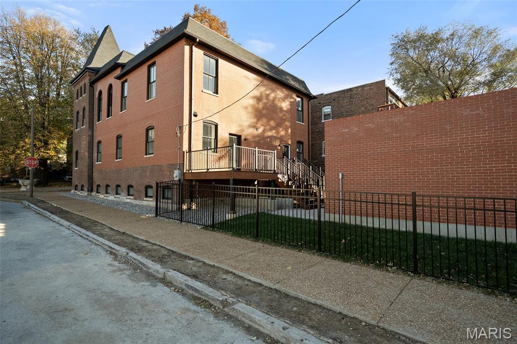 1201 MacKay Place St. Louis, MO 63104 - Photo 57 of 70