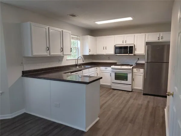 $3,500 | 3635 Spring Mesa Drive Southwest, Snellville, GA 30039
