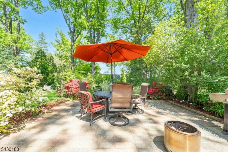 56 Highwood Road Denville, NJ 07834 - Photo 26 of 36