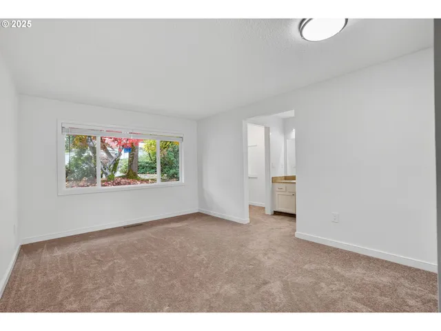 $562,500 | 21565 Southwest Alsea Court, Tualatin, OR 97062