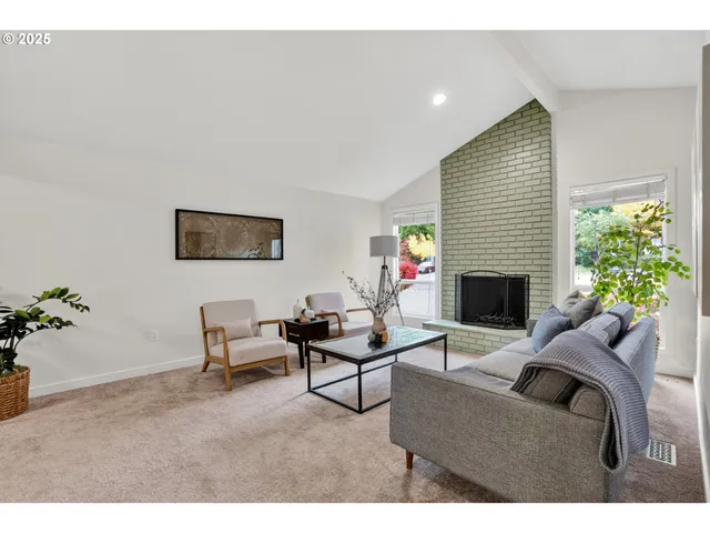 $562,500 | 21565 Southwest Alsea Court, Tualatin, OR 97062