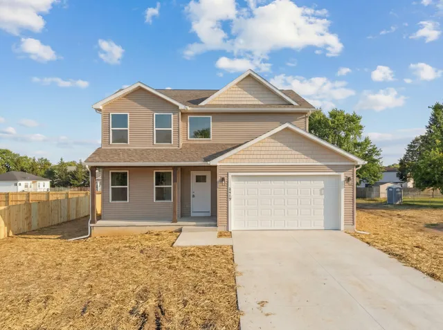 $318,100 | 2512 Clinton Way, Jackson, MI 49201