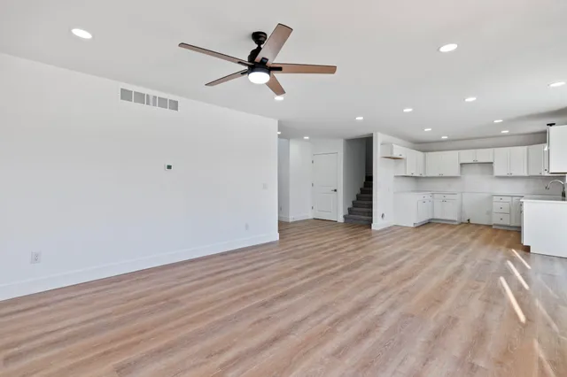 $318,100 | 2512 Clinton Way, Jackson, MI 49201