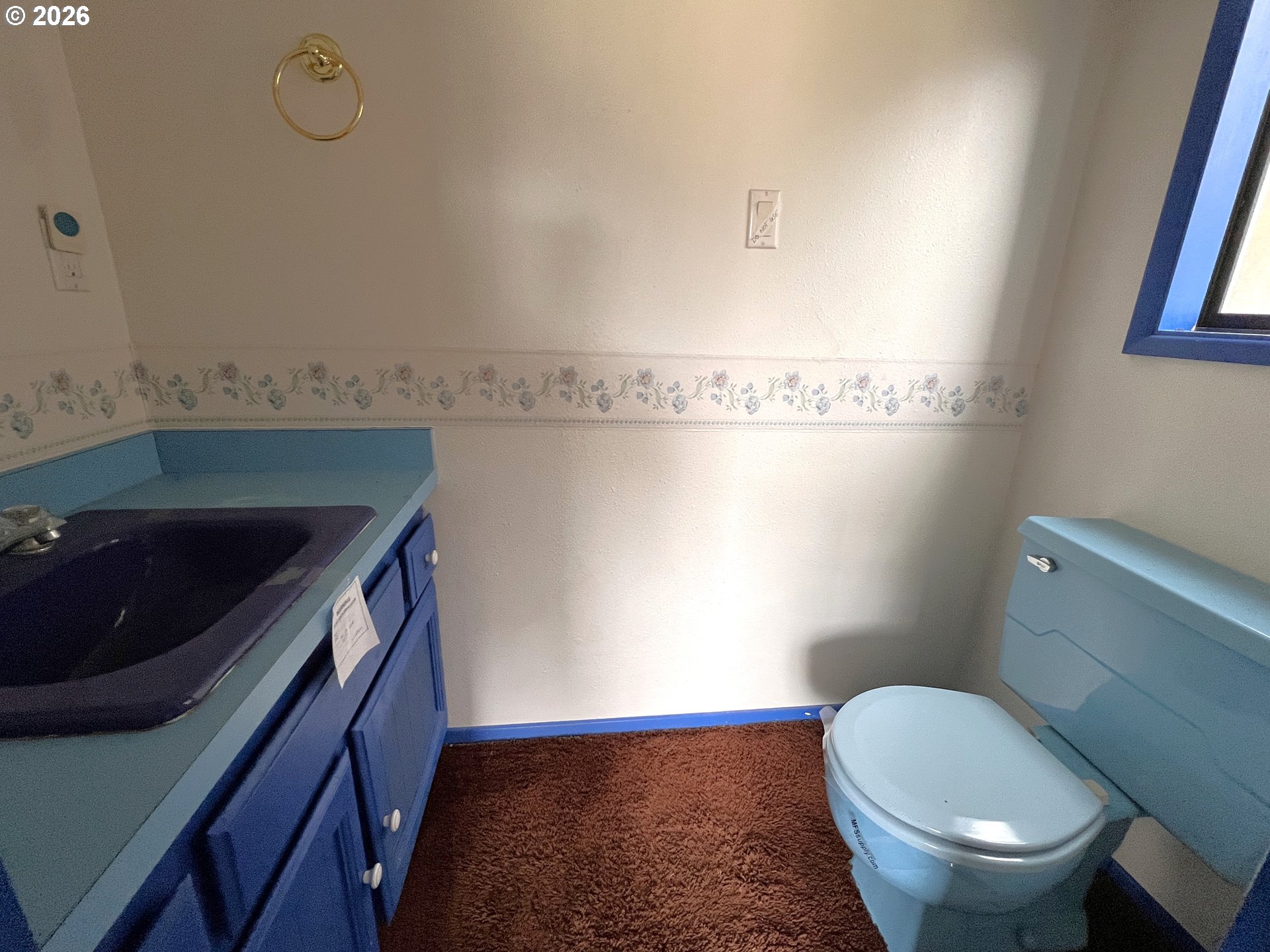 321 Jd Lane Reedsport, OR 97467 - Photo 16 of 31 Bathroom