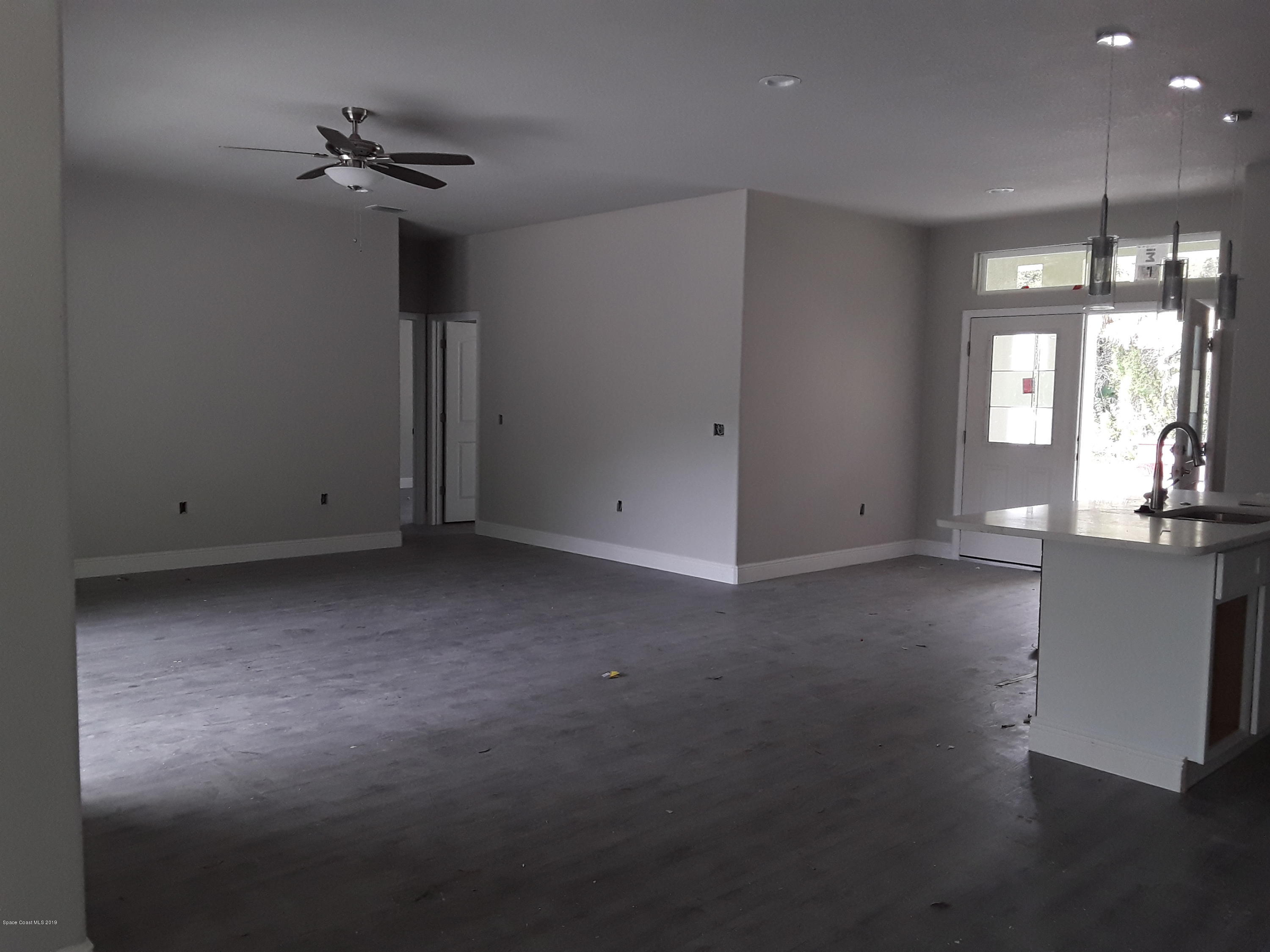 640 Airoso Road Southeast Palm Bay, FL 32909 - Photo 4 of 16 20190309_135623