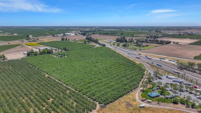 $1,936,800 | 2901 Youngstown Road, Turlock, CA 95380