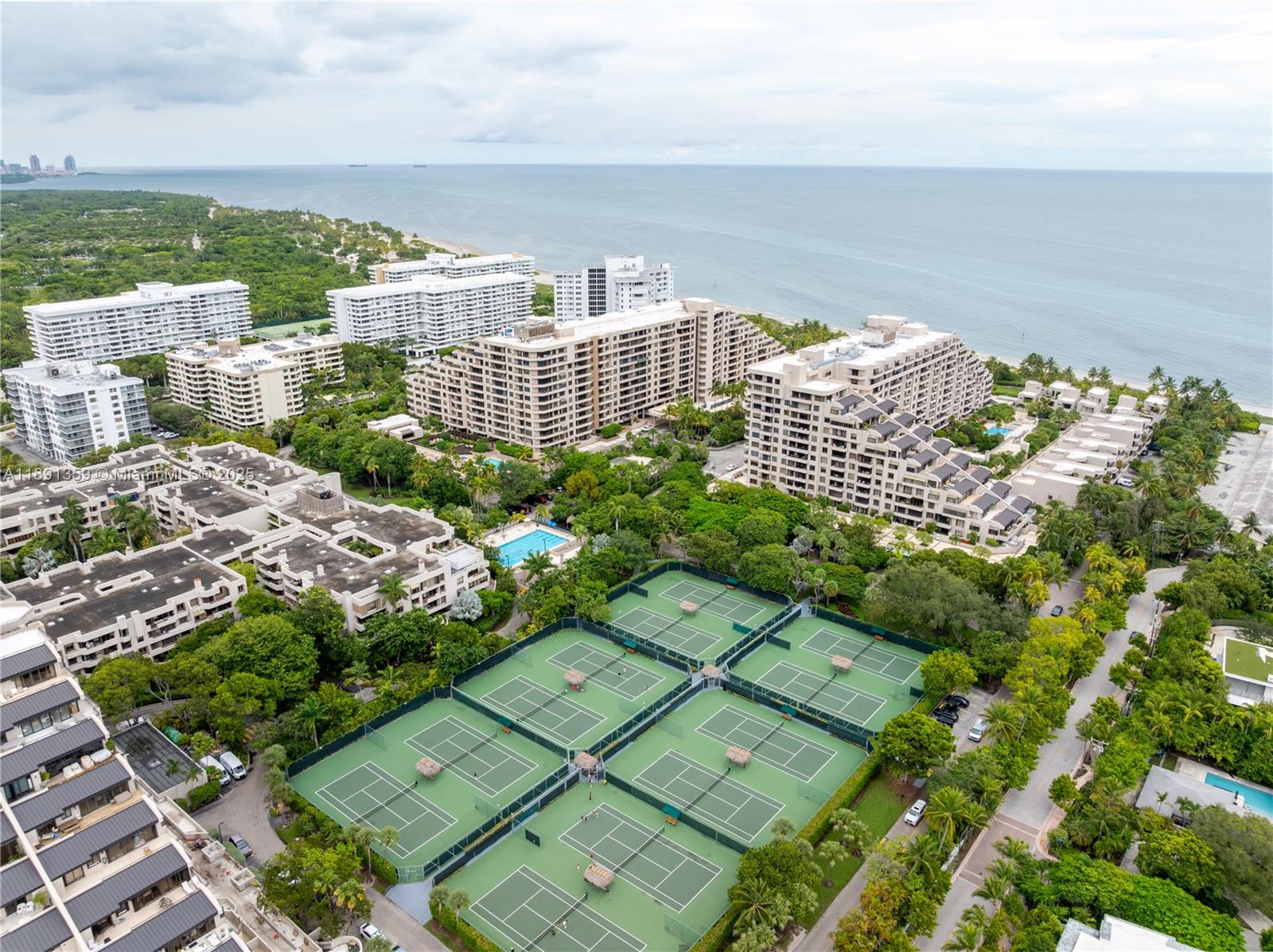 101 Crandon Boulevard, Unit 379 Key Biscayne, FL 33149 - Photo 33 of 37 a view of a city