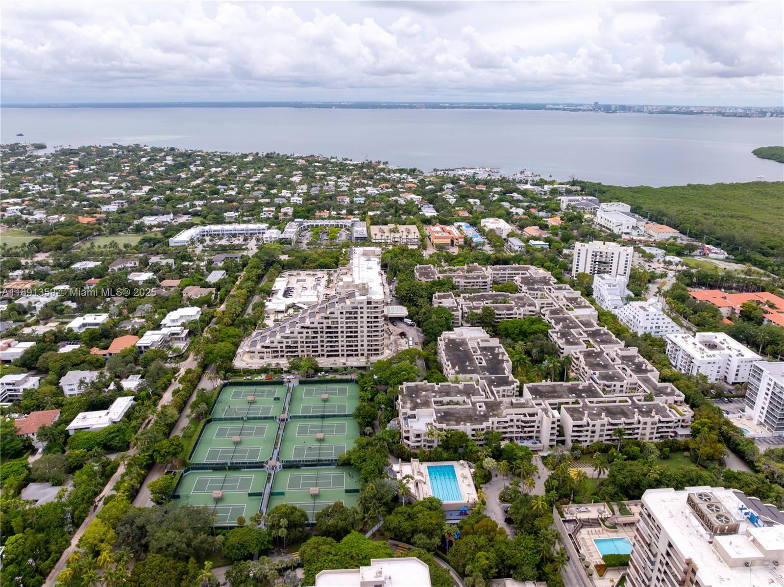 101 Crandon Boulevard, Unit 379 Key Biscayne, FL 33149 - Photo 35 of 37 a view of a city