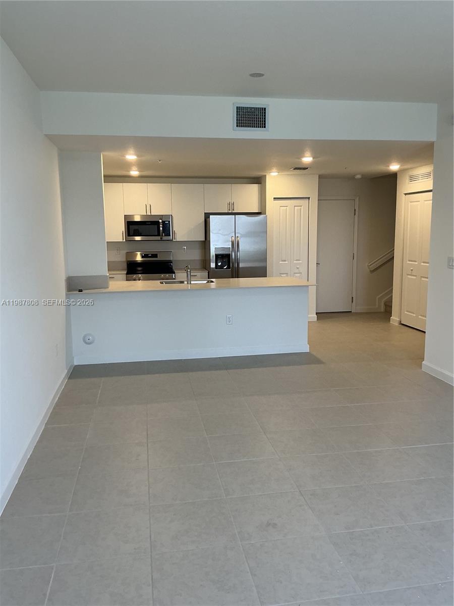 15565 Southwest 280th Street, Unit 8 Homestead, FL 33032 - Photo 3 of 11