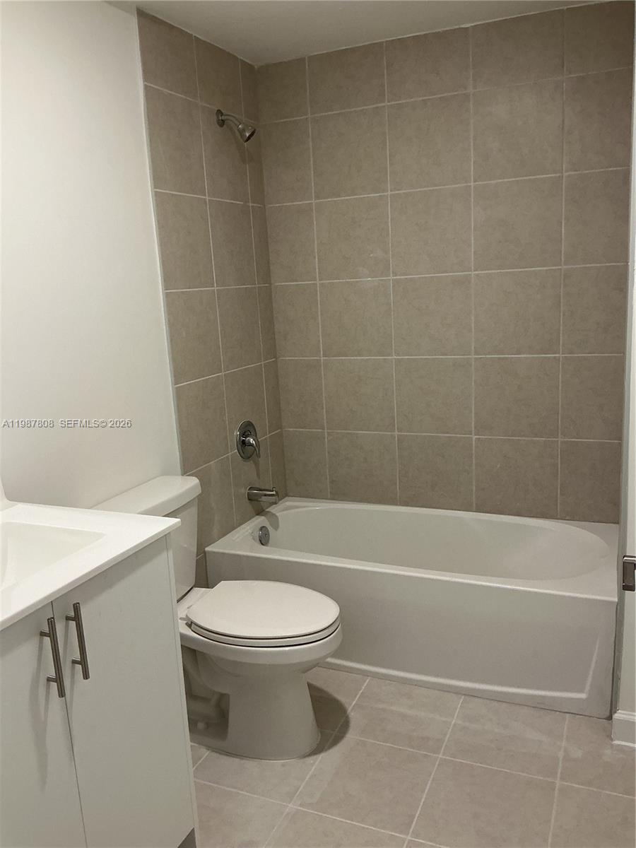 15565 Southwest 280th Street, Unit 8 Homestead, FL 33032 - Photo 4 of 11