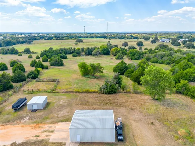 $799,000 | 2900 County Road 425, Cleburne, TX 76031