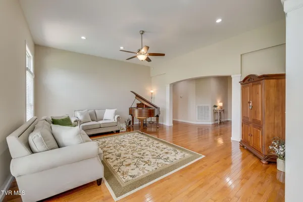 $475,000 | 15 East Dale Court, Greeneville, TN 37745