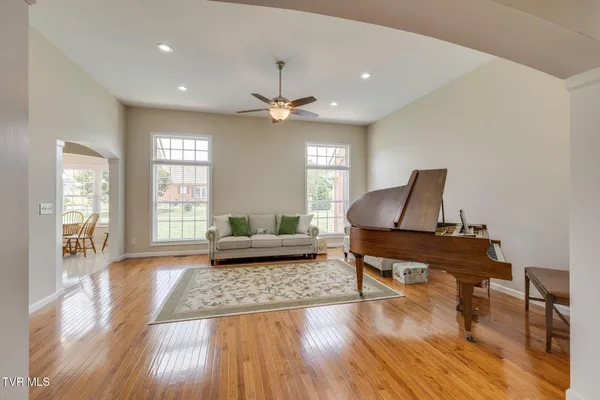 $475,000 | 15 East Dale Court, Greeneville, TN 37745