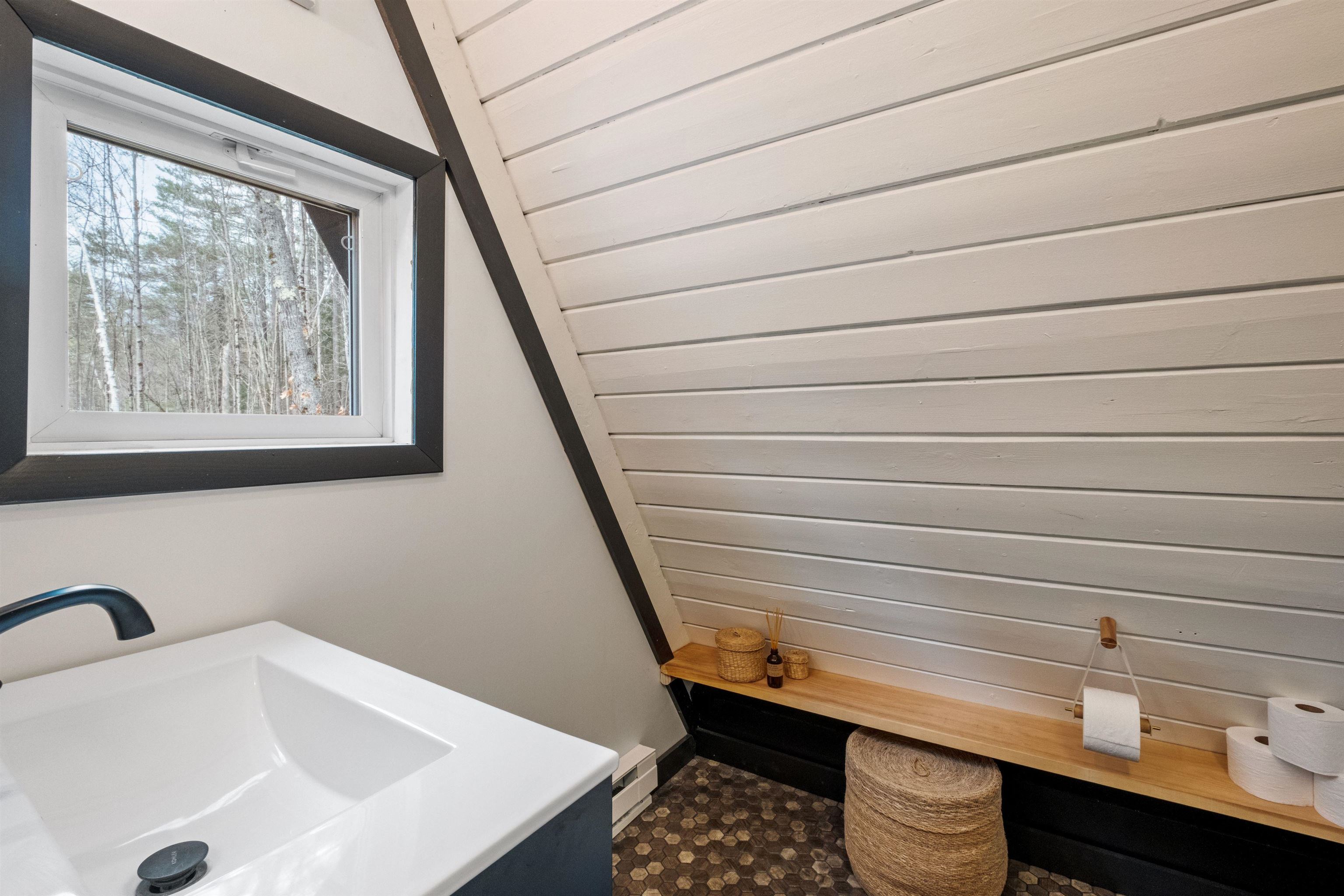 317 Valley Road Haverhill, NH 03785 - Photo 28 of 51