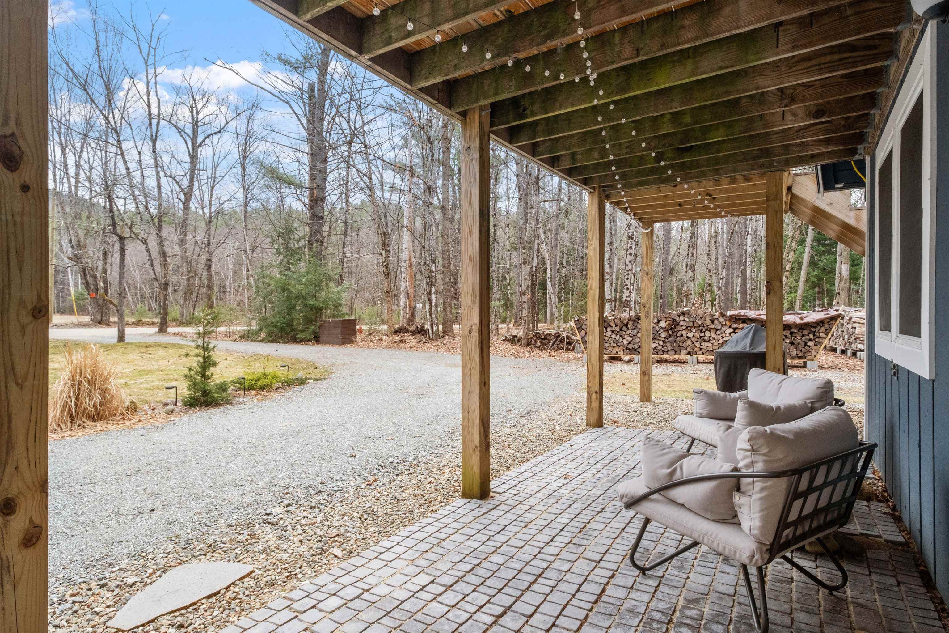 317 Valley Road Haverhill, NH 03785 - Photo 9 of 51